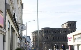 Hotel Porta Nigra